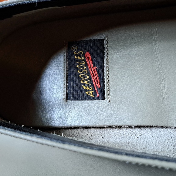 Last Chance! Will Be Pulling Soon!Aerosoles black/tan shoes - Picture 2 of 6